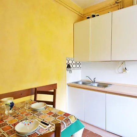 Apartmán In Con Pino E Veddasca With Terrace Maccagno